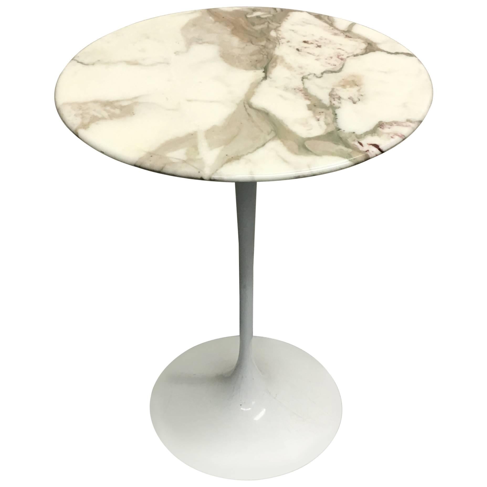 Eero Saarinen for Knoll Tulip Side Table in Marble