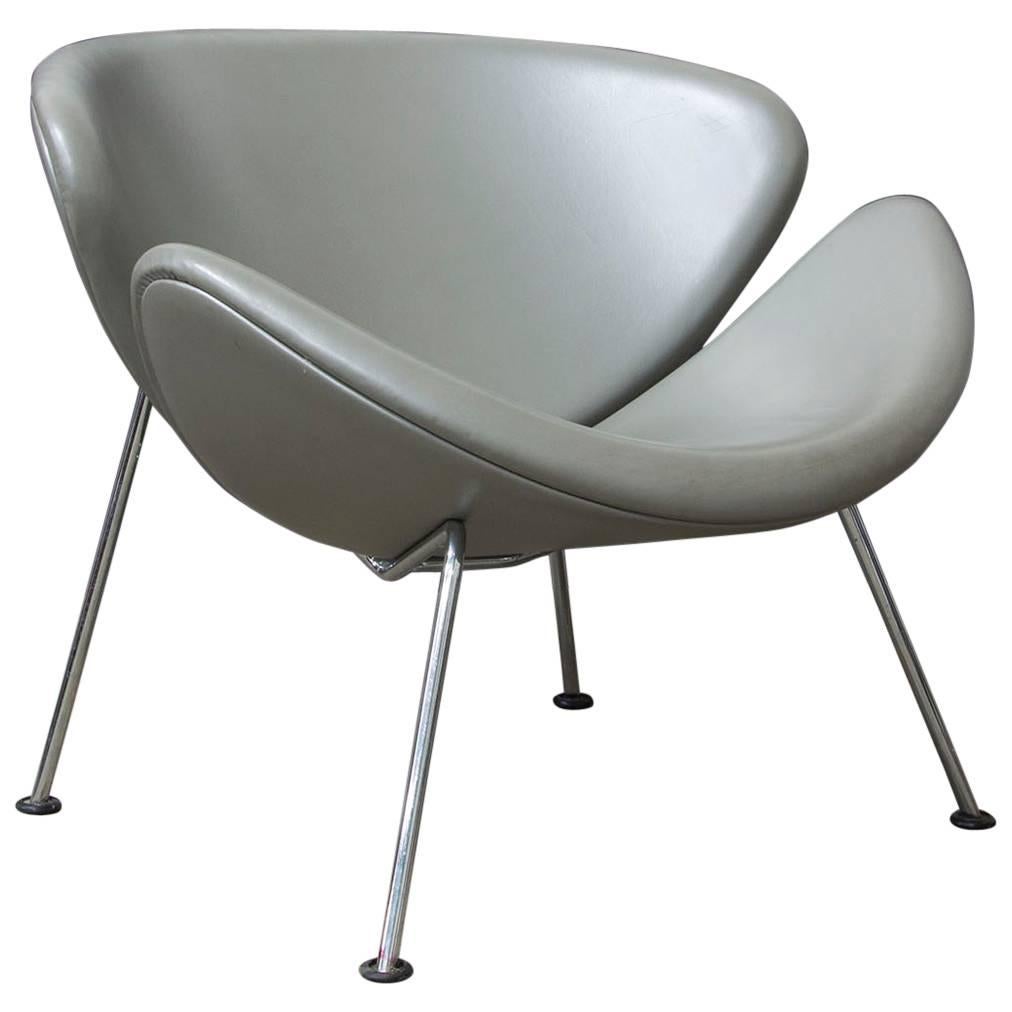 1960, Pierre Paulin, Original 1st Fabric Silver Grey Leather Slice Chair For Sale