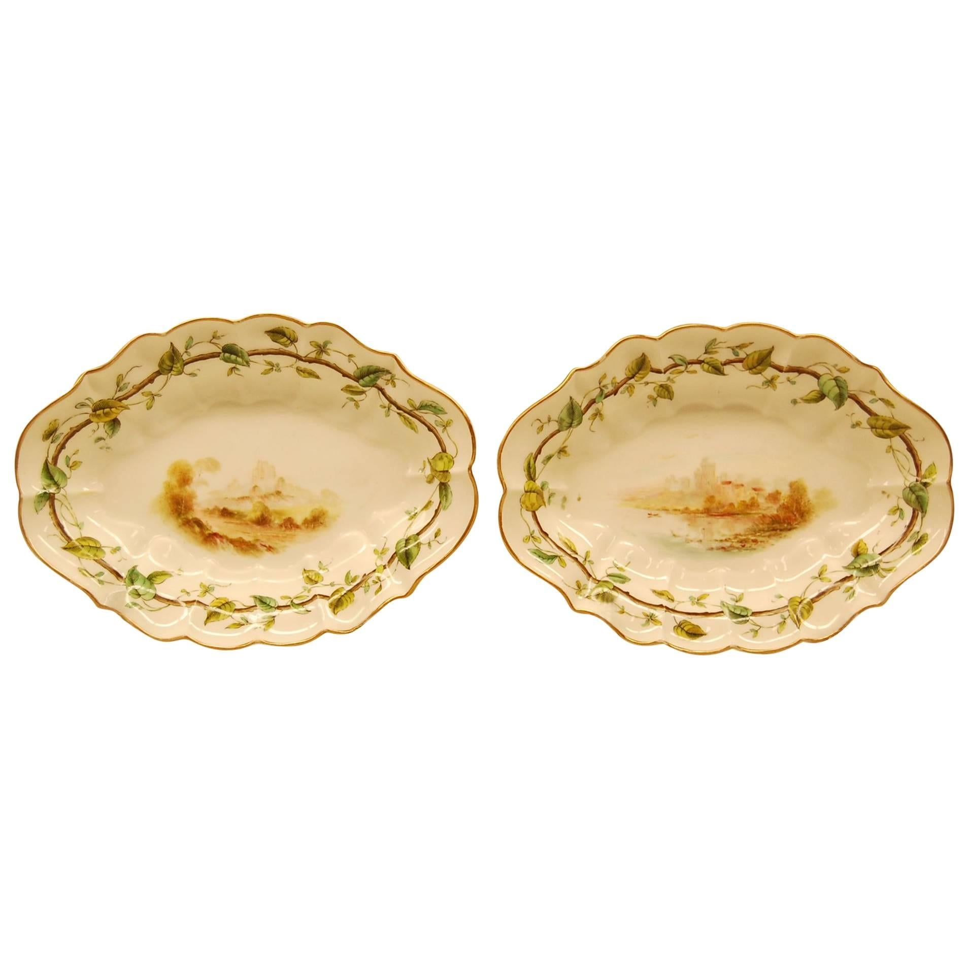 Pair of Royal Worcester Oval Dessert Bowls Dating to 1909 For Sale