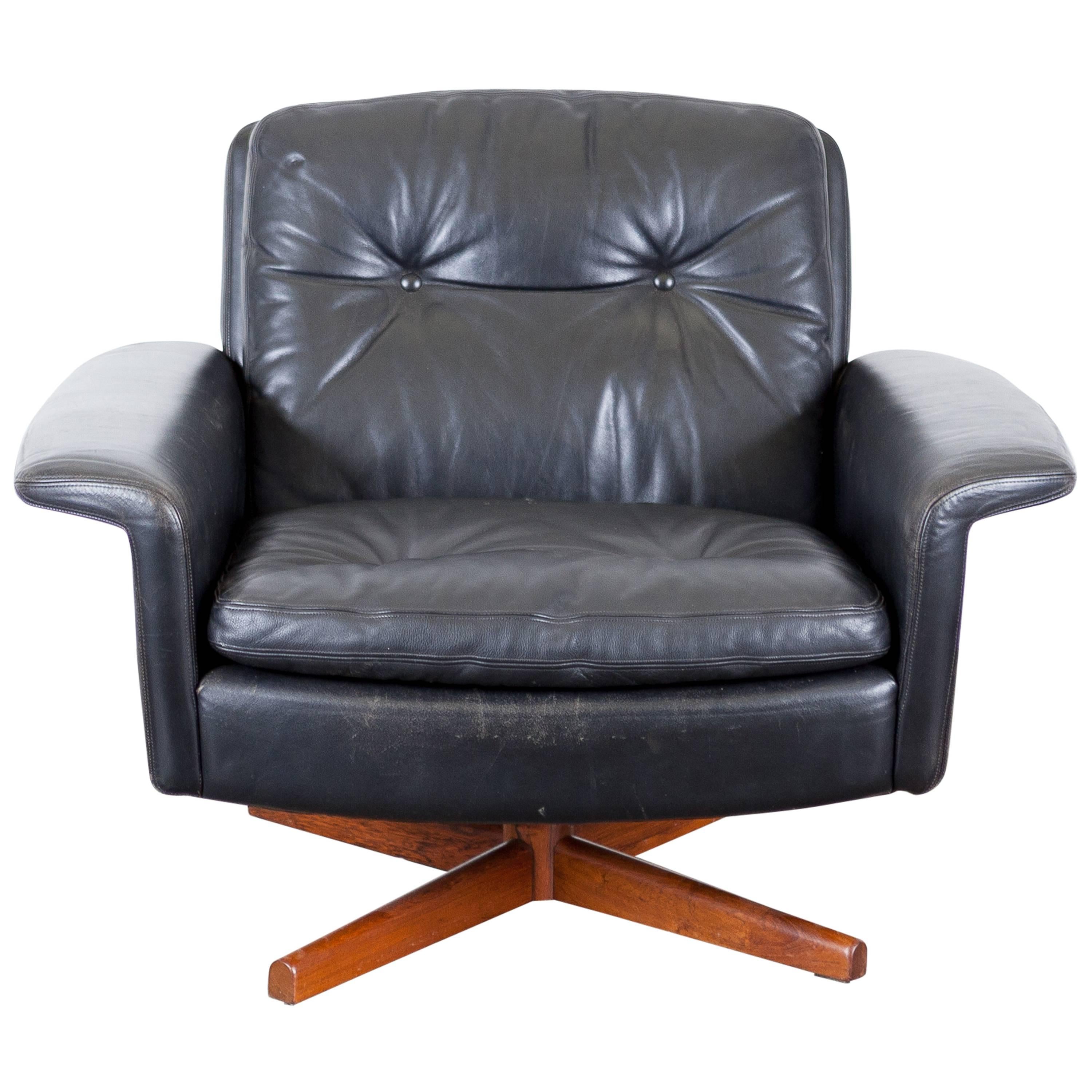 Mid-Century Black Leather Swivel Lounge Chair