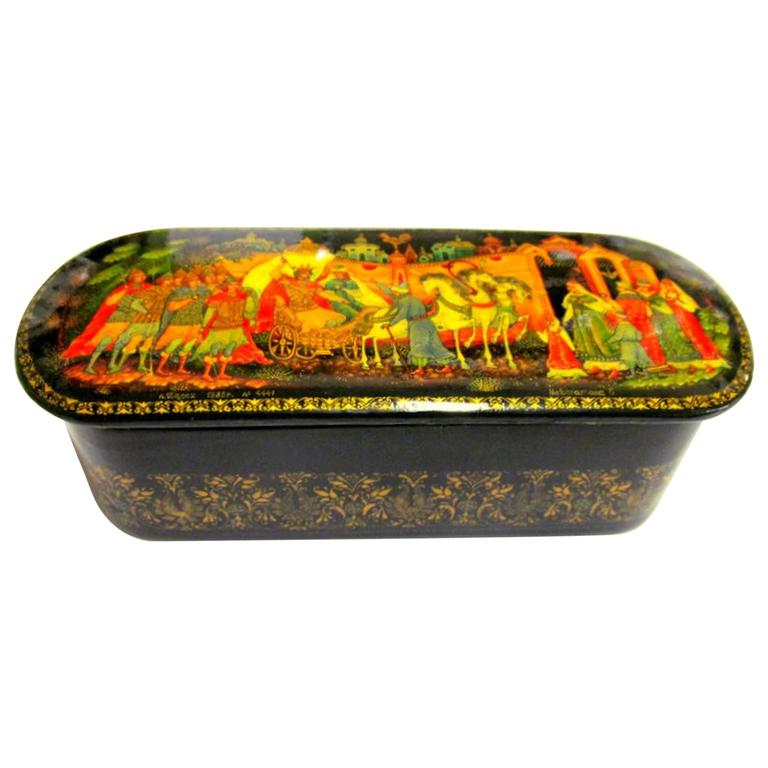 Old Russian HandPainted PapierMache Lacquer Box Signed E. Nebogatova
