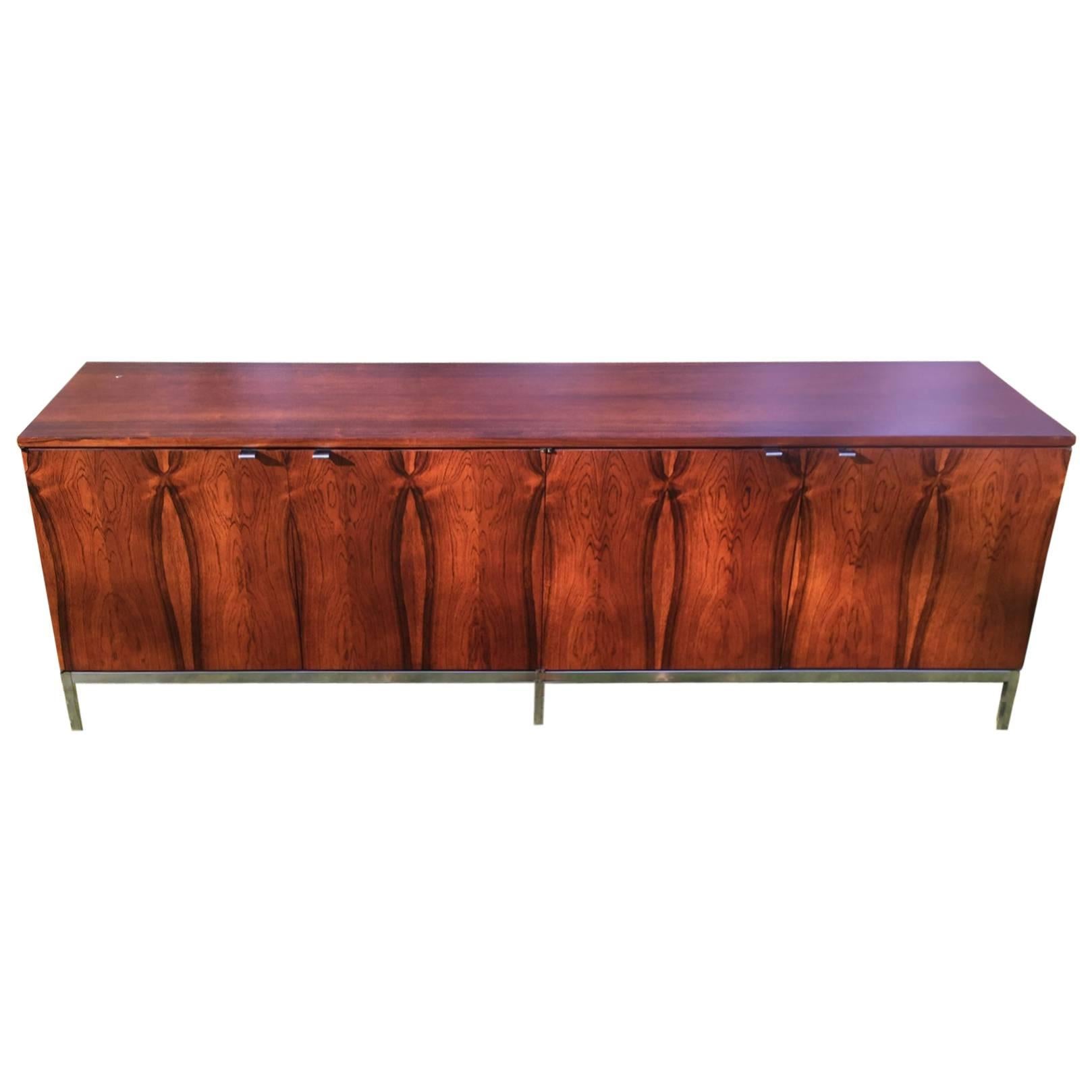 Stunning Mid-Century Modern Rosewood Florence Knoll Credenza