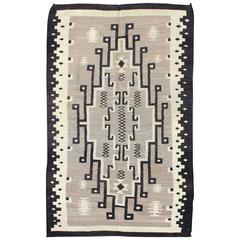 Navajo Rugs and Carpets