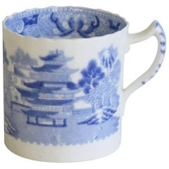 Georgian Spode Porcelain Coffee Can Blue & White Temple Pattern, Circa 1805