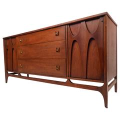 Mid-Century Modern Brasilia Style Credenza by Broyhill