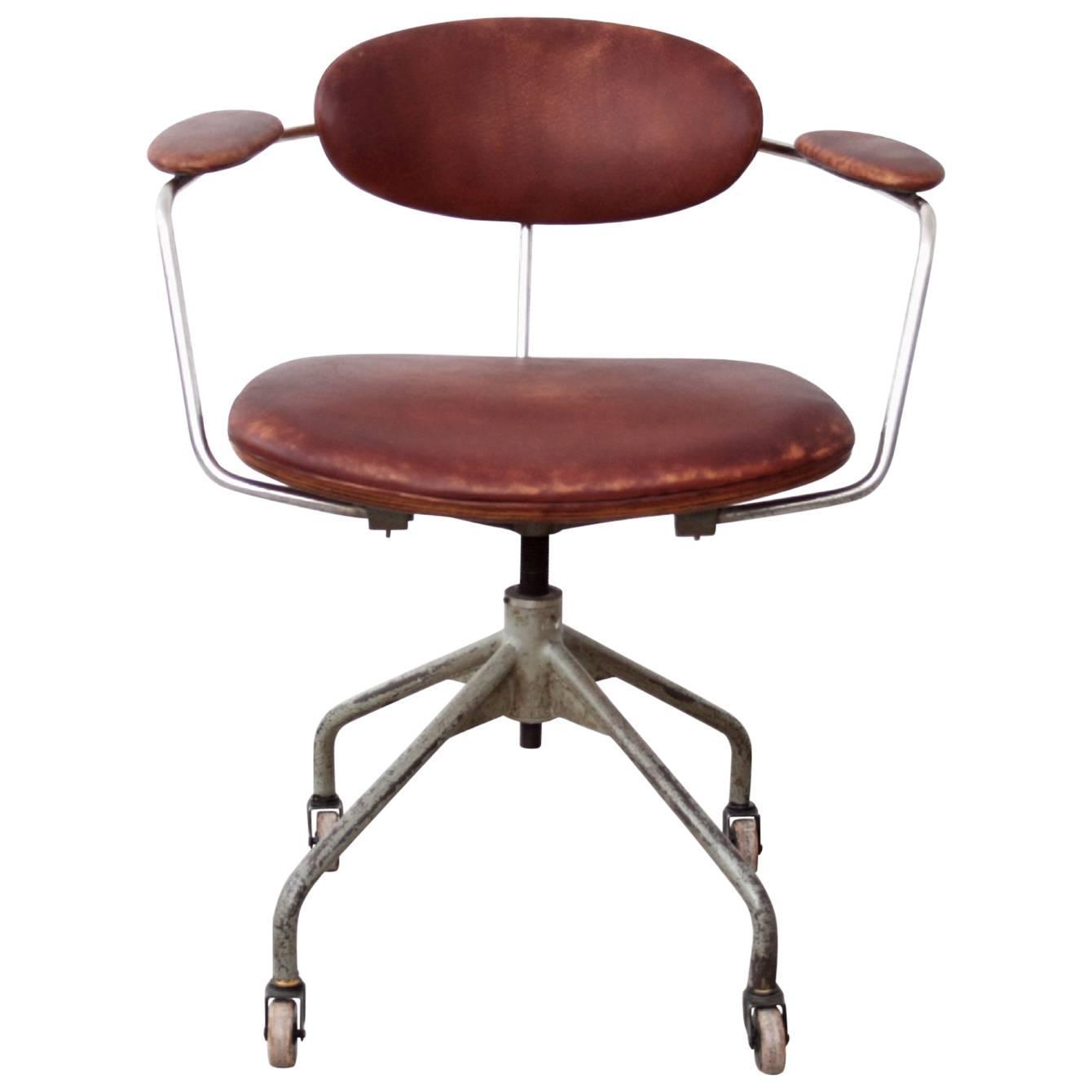 Hans J. Wegner Extremely Rare Swivel Chair For Sale at 1stdibs