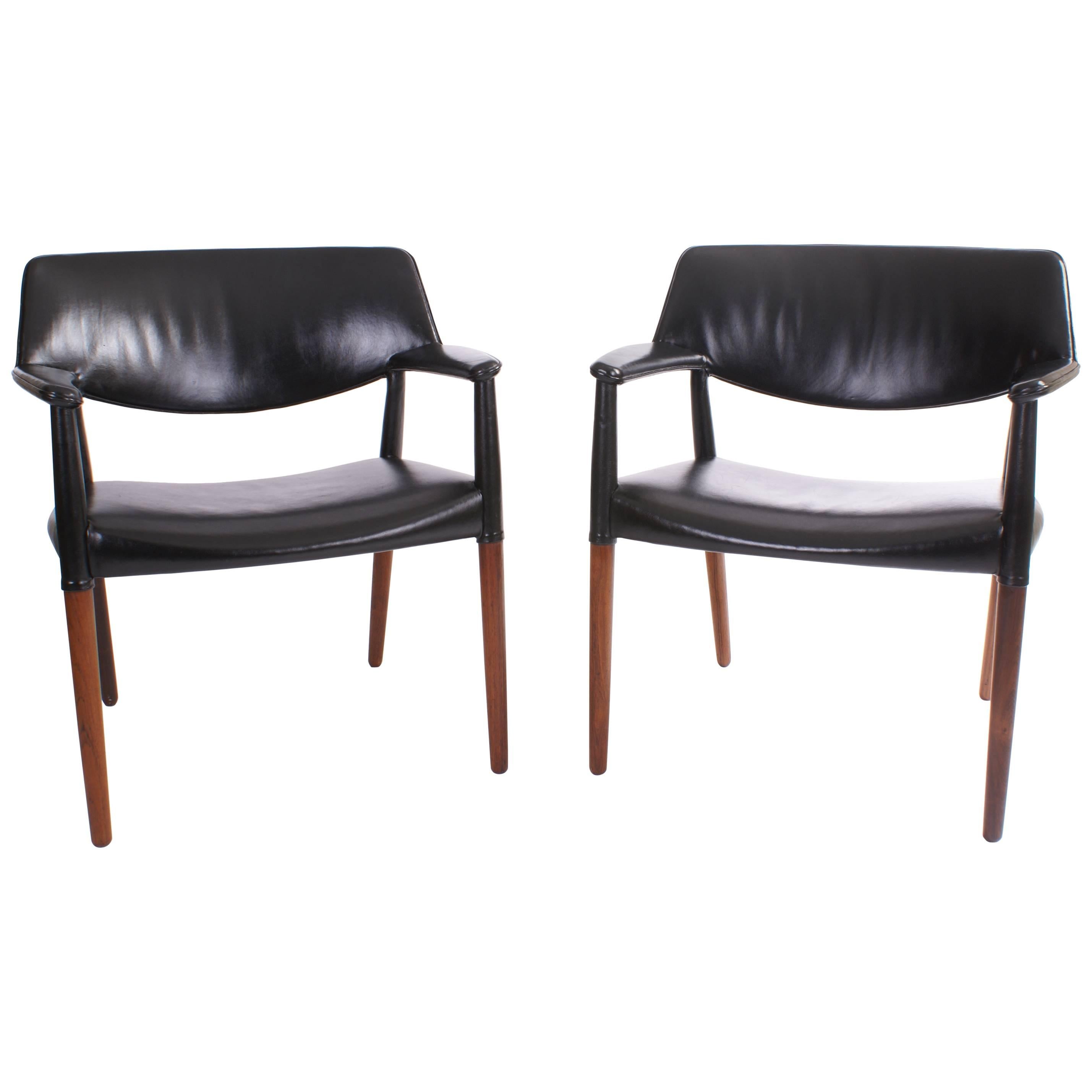 Ejner Larsen and Aksel Bender Madsen Pair of Armchairs in Brazilian Rosewood For Sale