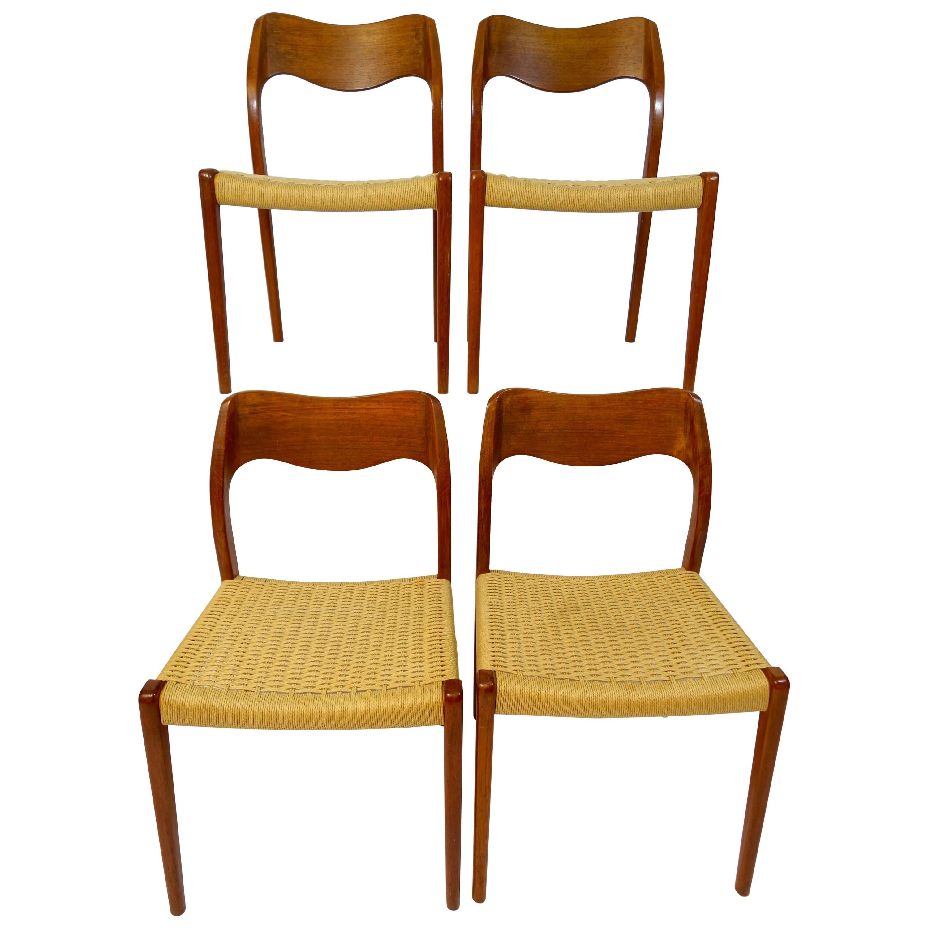  Set of four Midcentury Schandinavian Dining Chairs 71 by Niels O. Moller