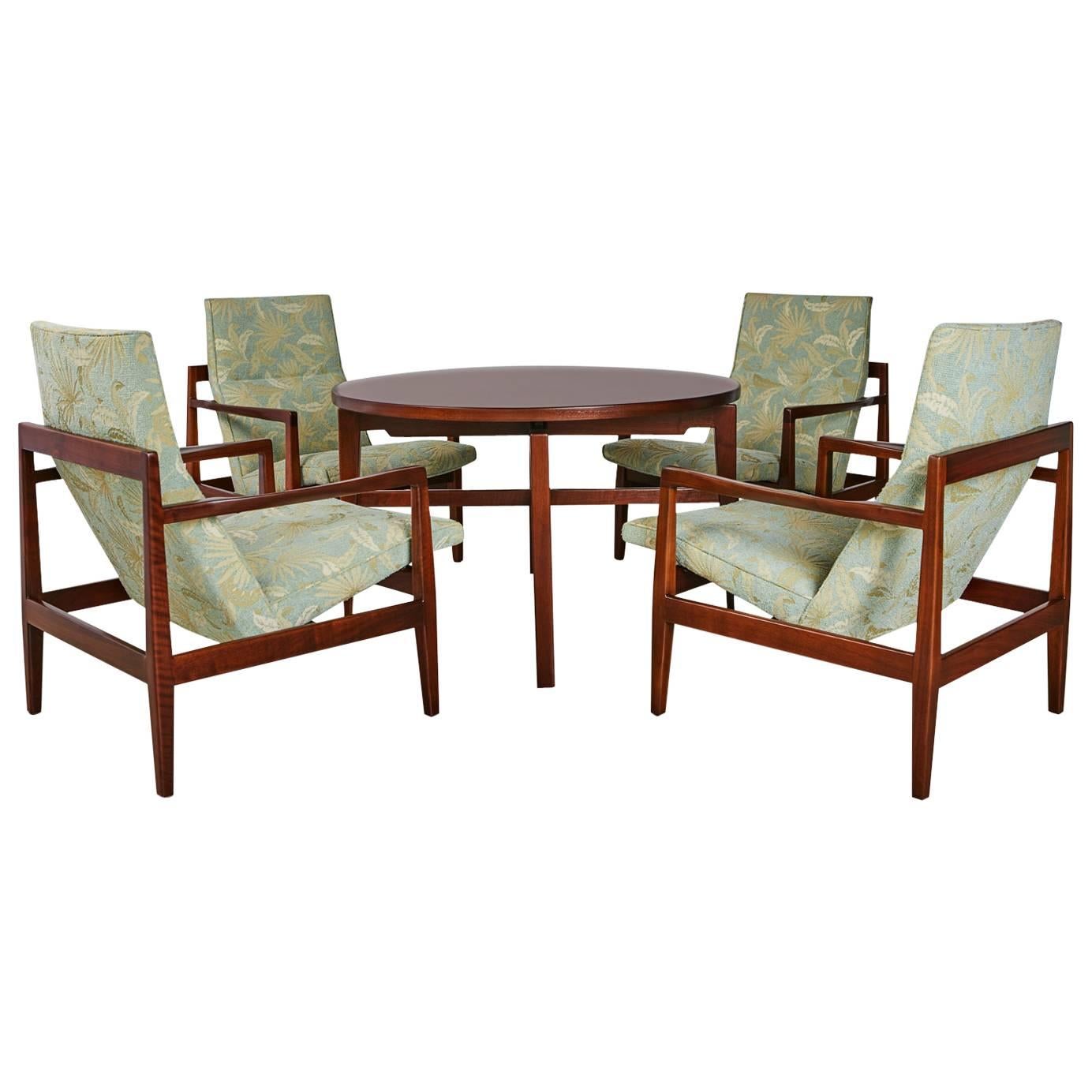 Jens Risom Floating Walnut Lounge Chairs Set of Four (4), Restored, Circa 1960