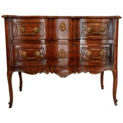 18th Century French Louise XV Walnut Commode 6