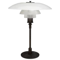 Rare table lamp by Poul Henningsen, produced by Louis Poulsen