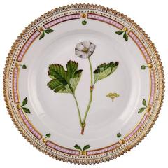 Royal Copenhagen Flora Danica Salad plate # 20/3573