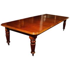 19th Century Victorian Mahogany 12-Seat Dining Table