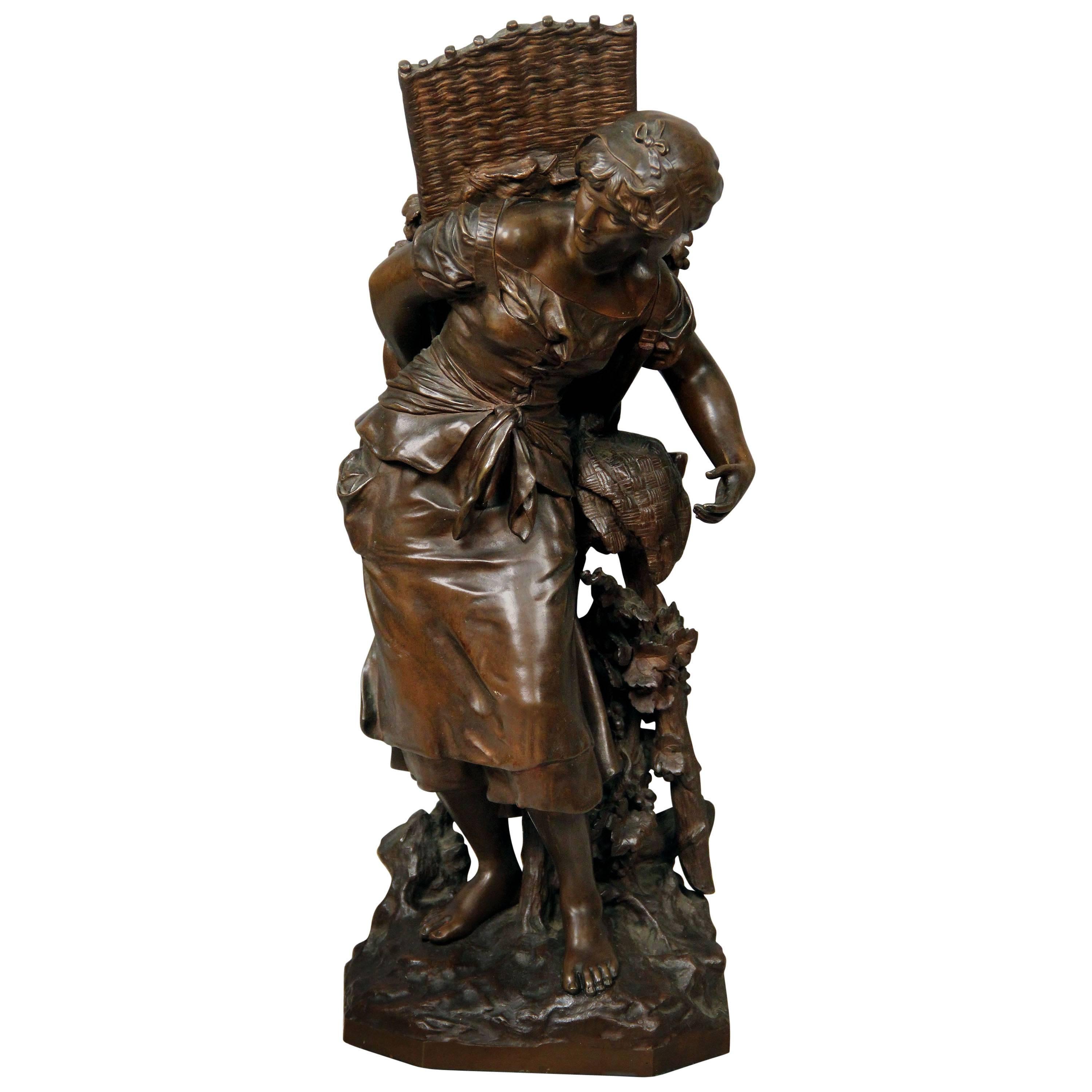 Lovely Late 19th Century Bronze Sculpture by Mathurin Moreau For Sale