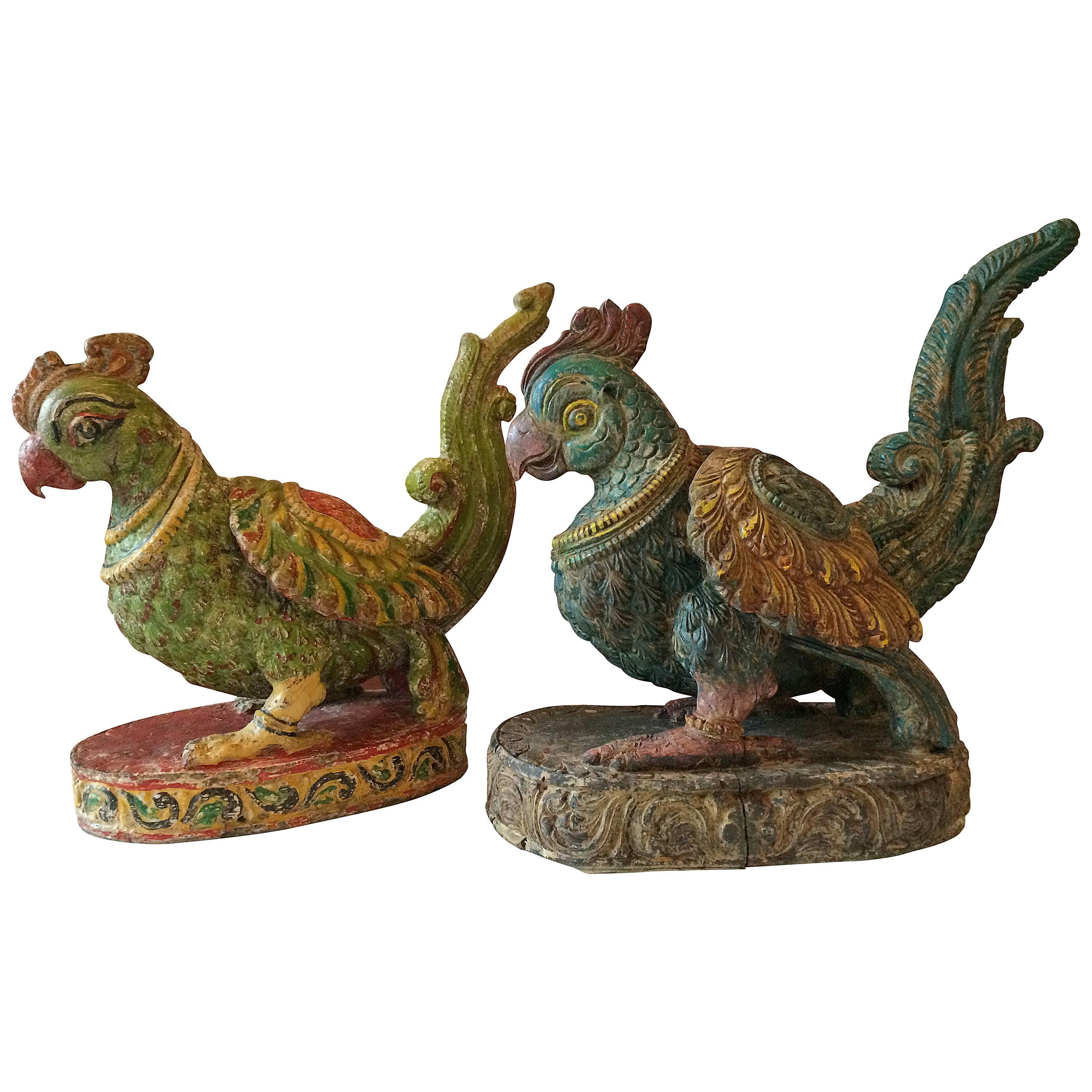 Deux oiseaux bois sculptés et peints
