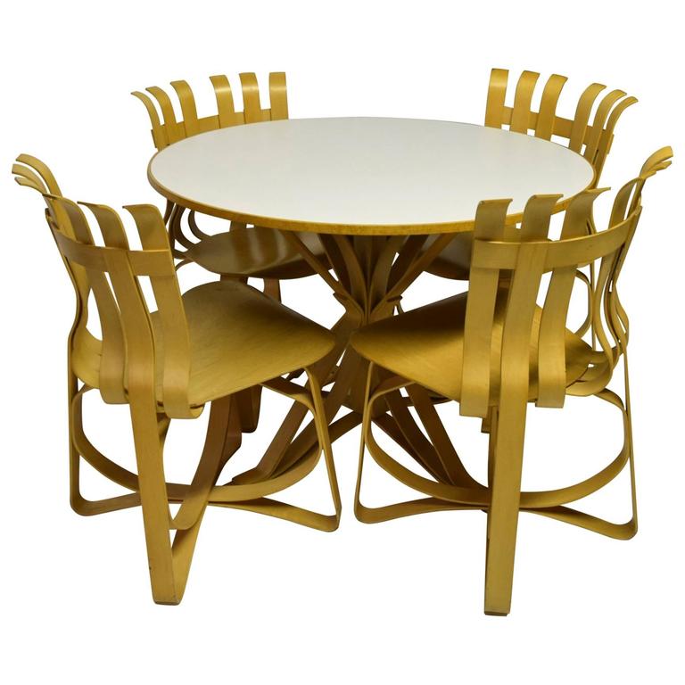 Dining Table and Four Chairs Designed by Frank Gehry for Knoll 1997