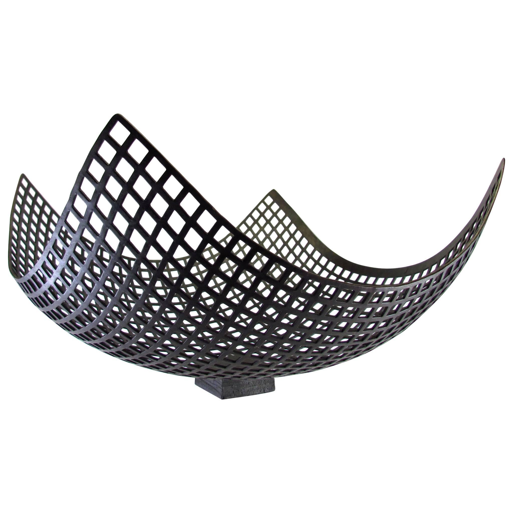 Hand Wrought Iron Centerpiece Bowl by Lars Larsson, Sweden, circa 1970s