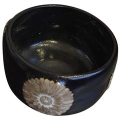 Vintage Japan Hand painted hand glazed "Chrysanthemum" Ceramic Tea Bowl signed wood box