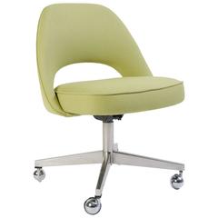 Saarinen for Knoll Executive Armless Chair in Green Microfiber, Swivel Base 9