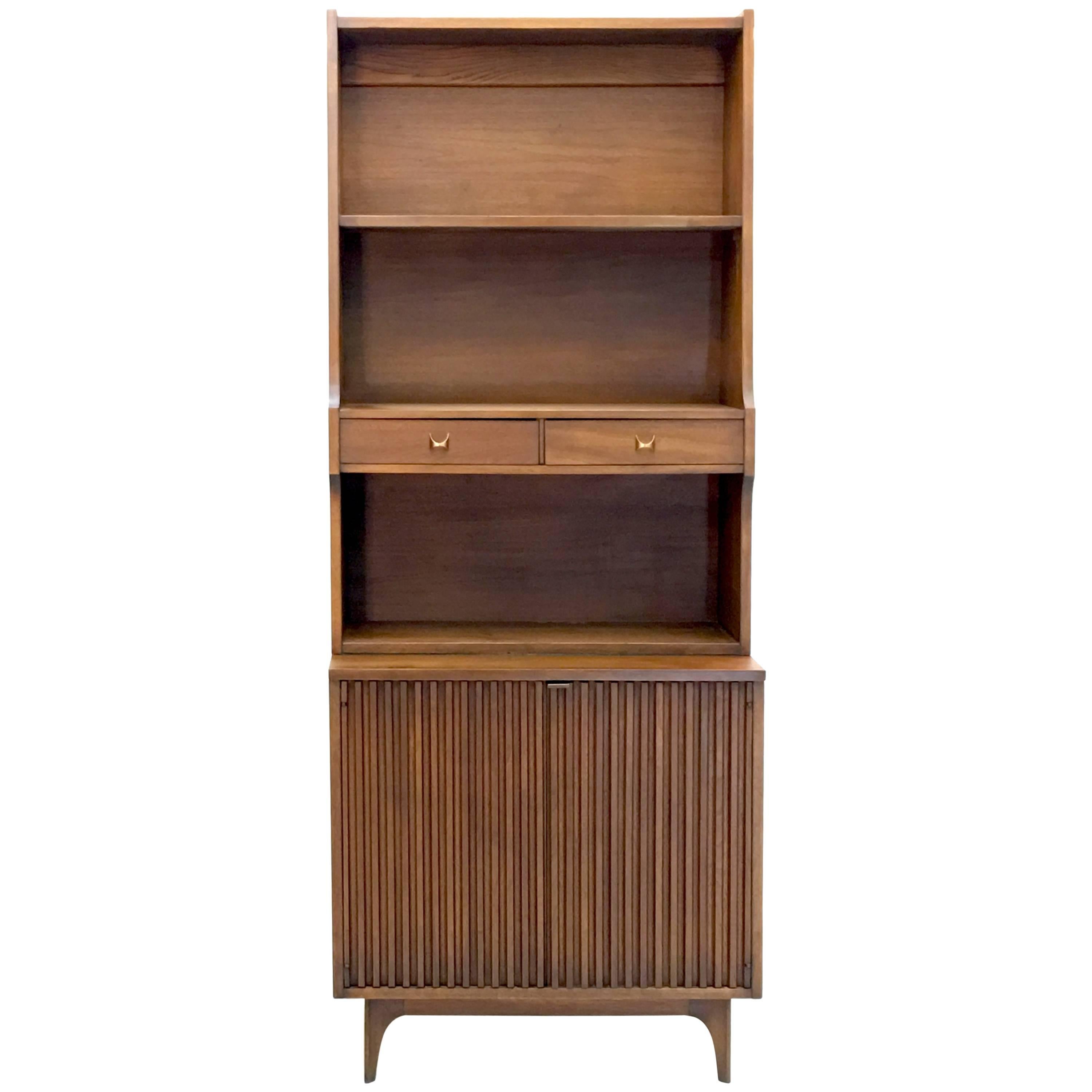 Broyhill Brasilia Premier Modular Shelving and Cabinet