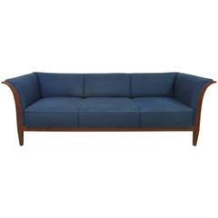 Elegant Frits Henningsen Sofa in Mahogany 11