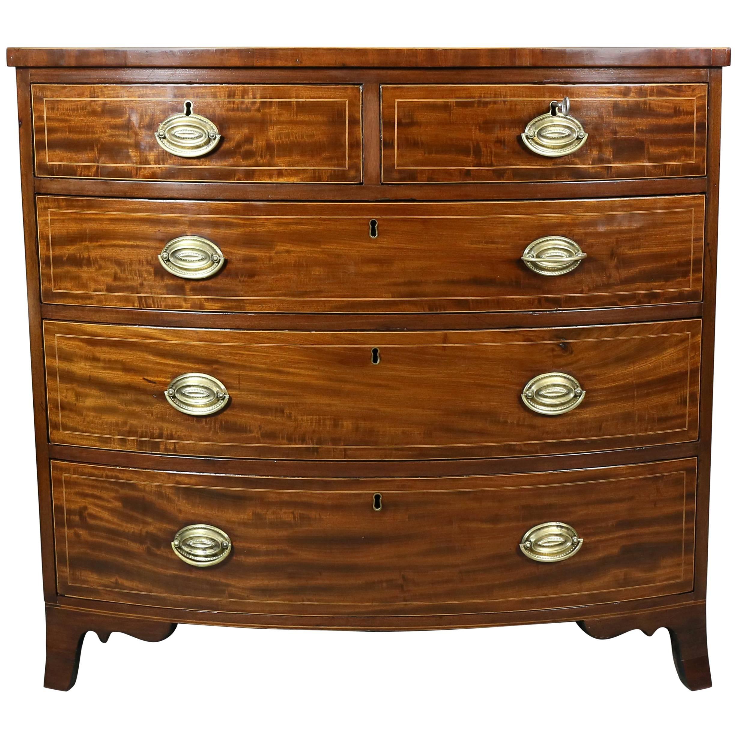 American Federal Mahogany Chest of Drawers