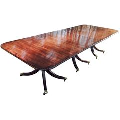 Dining Table in Solid Mahogany