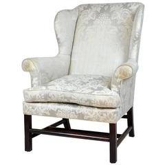 Fauteuil à oreilles anglais de style géorgien avec accoudoirs tournés inhabituels:: années 1790