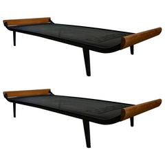 Pair of Cleopatra Daybeds for Auping by Dick Cordemeijer