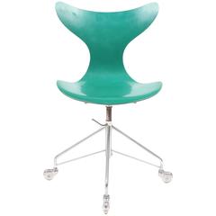 Seagull Chair by Arne Jacobsen 6