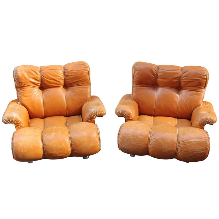 Brazilian Pair of Leather Lounge Chairs For Sale at 1stdibs