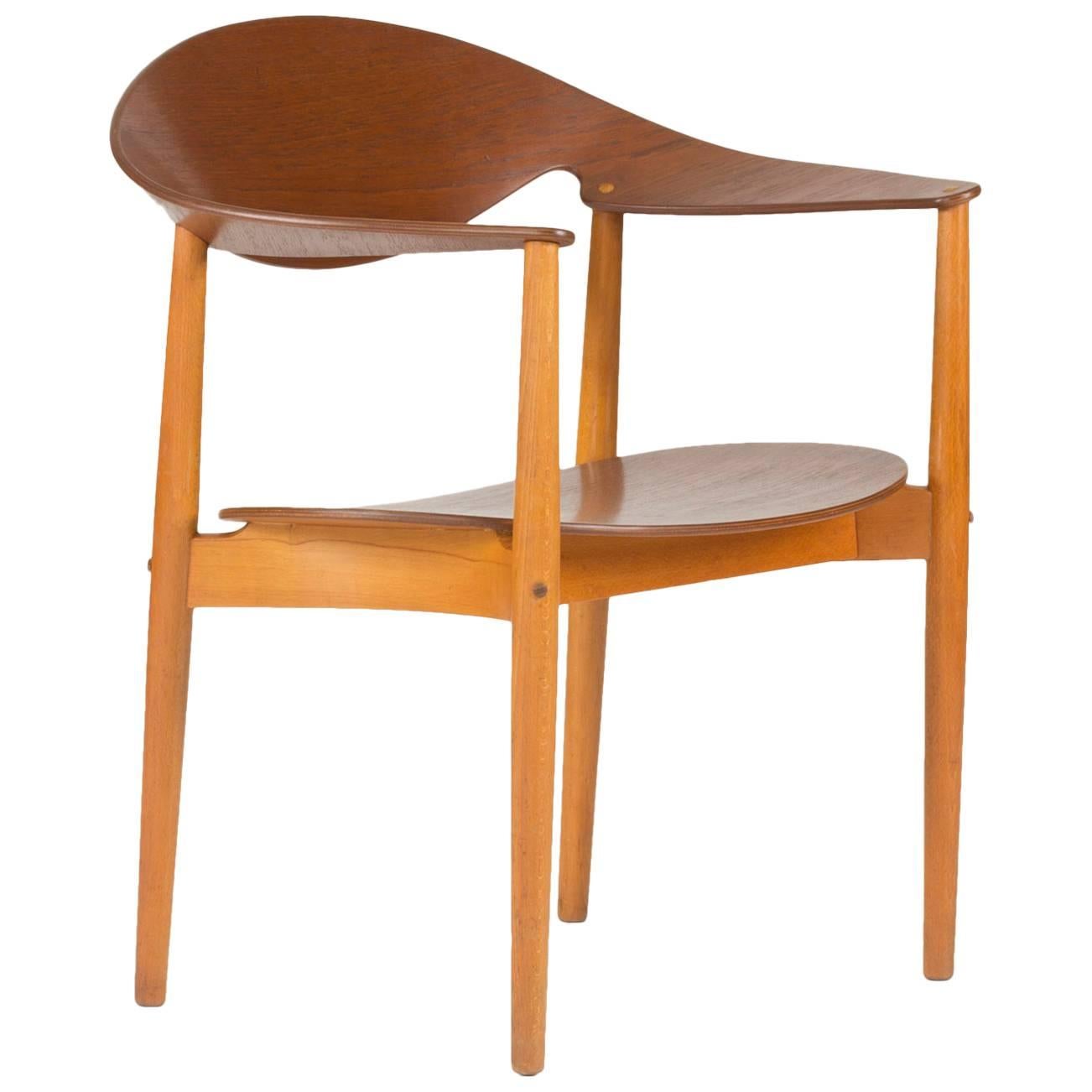 "Metropolitan Chair" by Ejner Larsen & Aksel Bender Madsen
