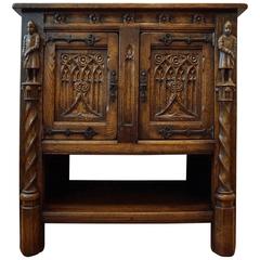 Early 20th Century Gothic Revival Carved Oak Drinks Cabinet Dry Bar with Knights