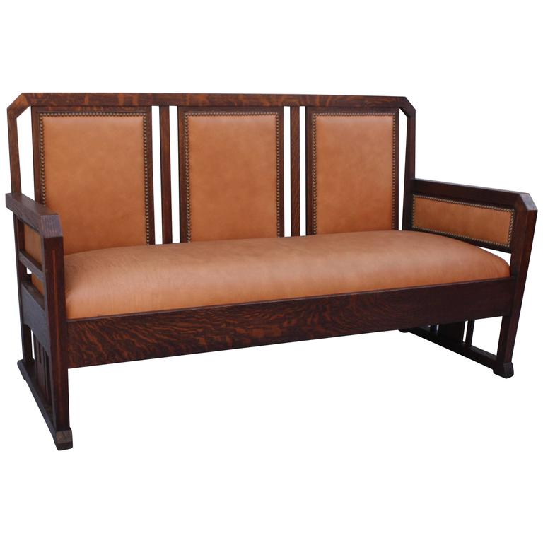 Arts And Crafts Mahogany Sofa At 1stdibs 1910 Arts Crafts Settle