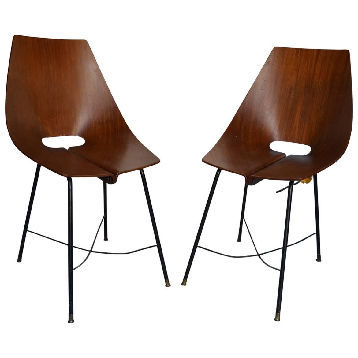 Beautiful Set of Two Italian Chairs Designed by Carlo Ratti, circa 1960 For Sale