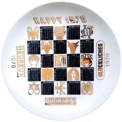 Assiette calendrier en porcelaine de Piero Fornasetti pour l'anne 1970