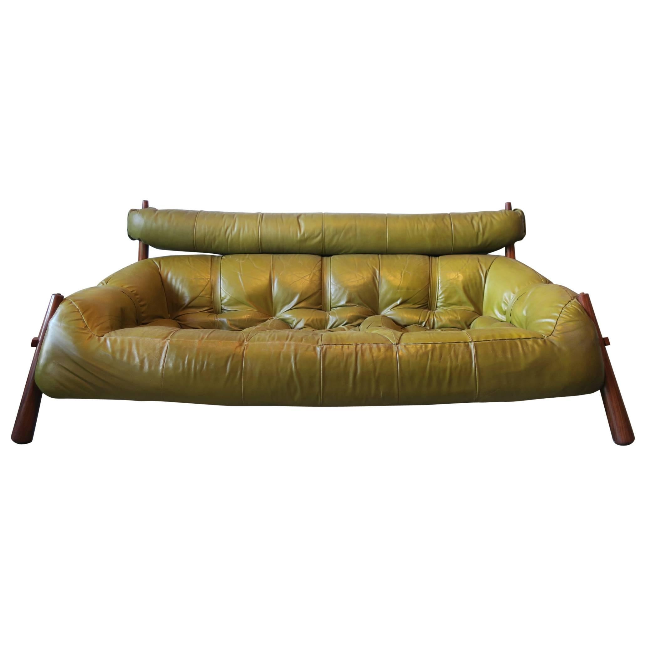 Percival Lafer Three-Seater Rosewood and Leather Sofa Brazil, 1974 Maker's Label For Sale
