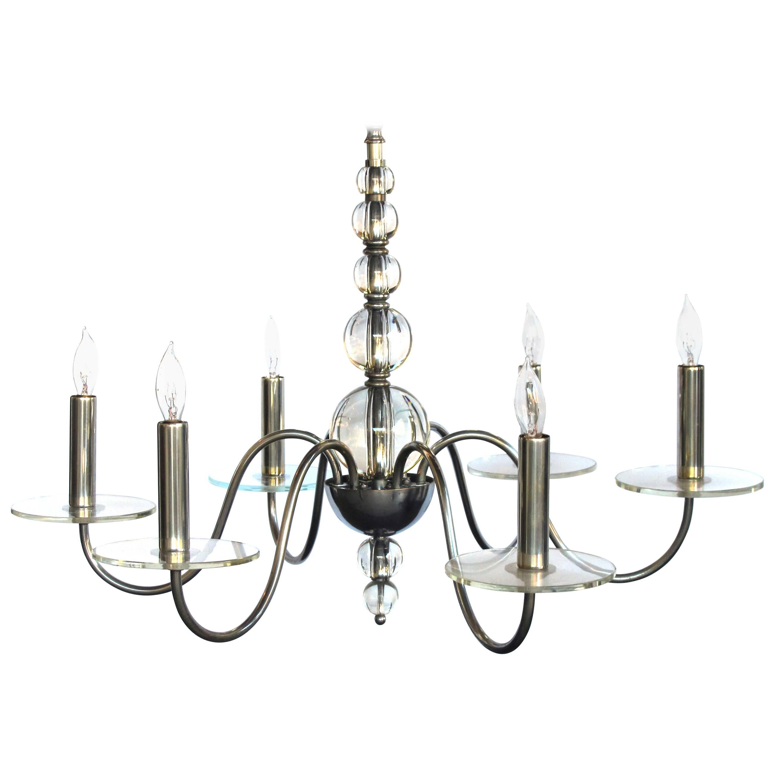 Lustre Art Déco français élégant à six lumières en chrome avec sphères en verre empilées en vente