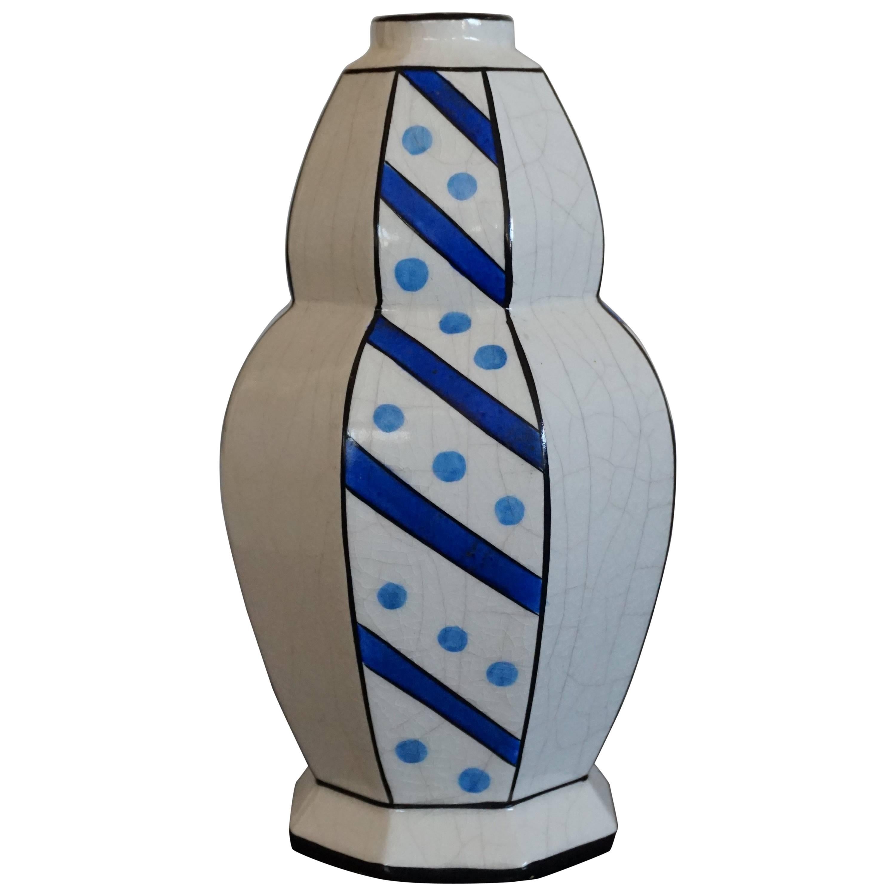 Vase im glasierten Art-Déco-Design, Charles Catteau zugeschrieben, blaue Punkte und Streifen