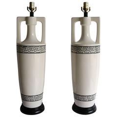 Pair of Art Deco, Hollywood Regency Style Table Lamps in Black and Off-White 7