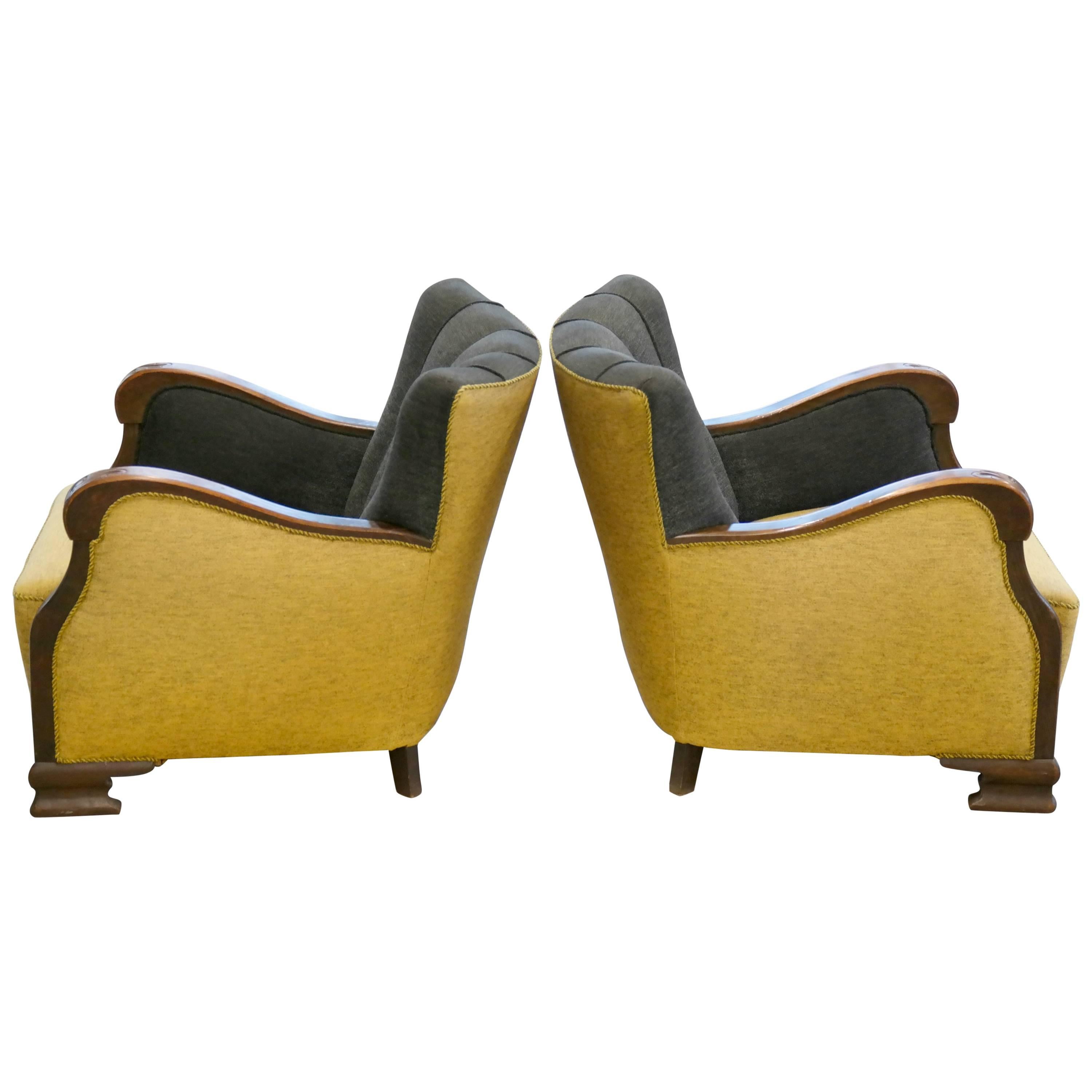 1930s Pair of Large-Sized Danish Club Chairs with Carved Armrests