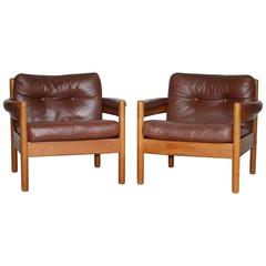 Vintage Lodge or Cottage Style Mid-Century Scandinavian Leather Lounge Chairs, 1960s