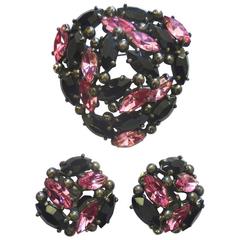 1950s Elsa Schiaparelli Rhinestone Brooch and Earring Set 8