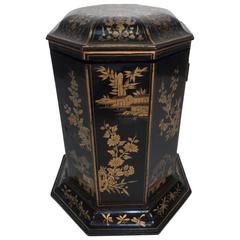 Exquisite Meiji Lacquered Shrine Cabinet 9