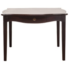 Table d'appoint en forme de serpentin avec plateau en cuir