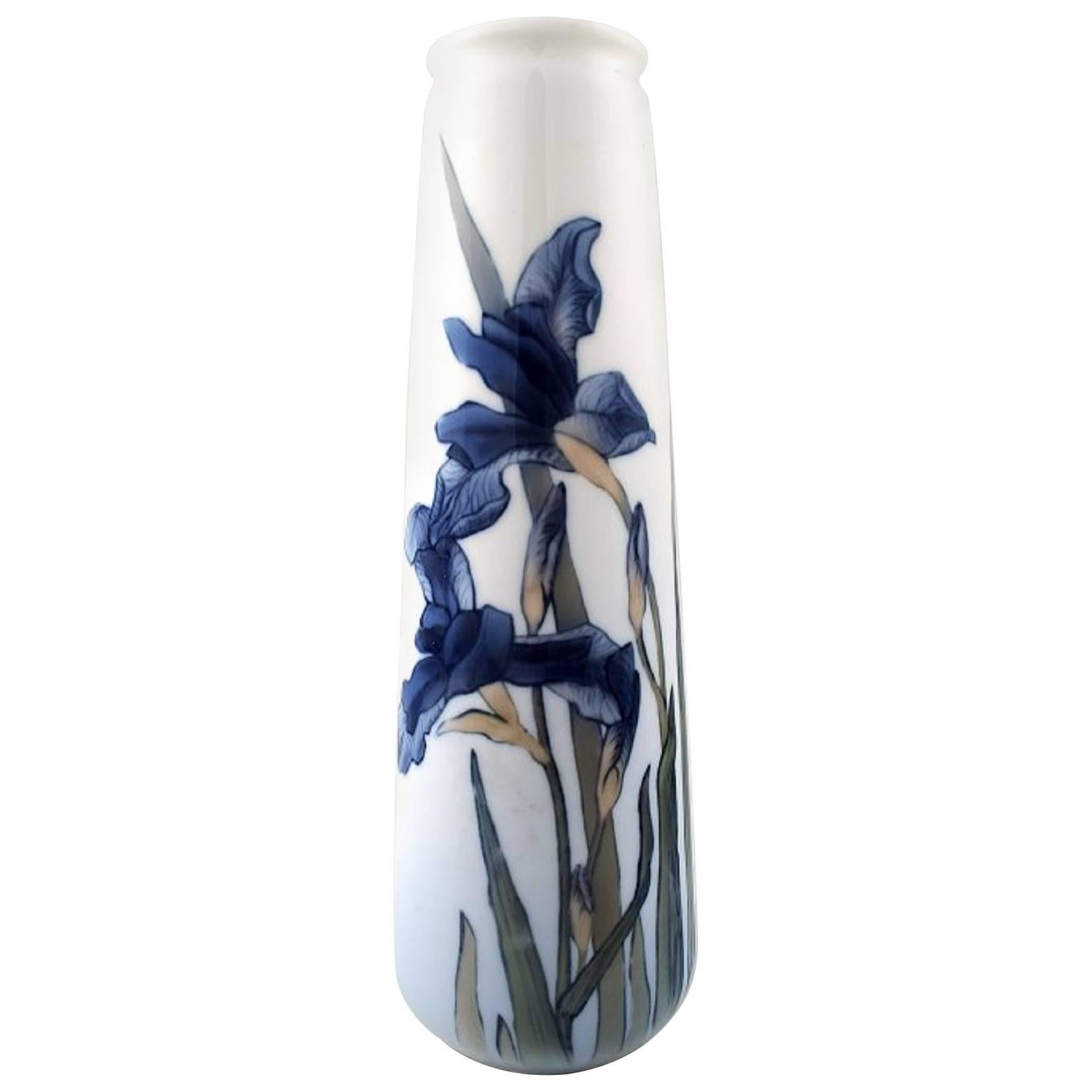 B & G / Bing & Grondahl Art Nouveau vase decorated with flowers