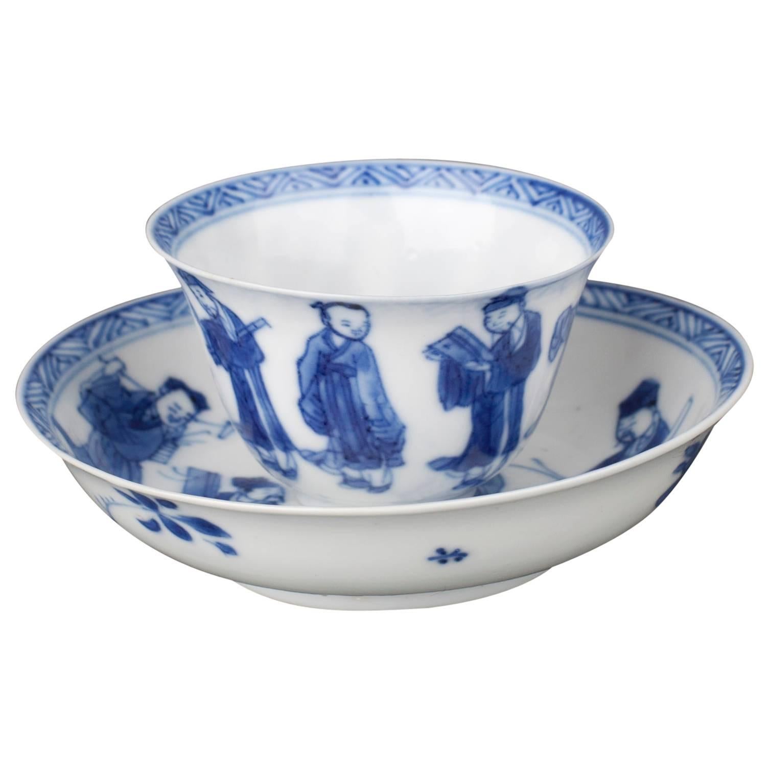Chinese Porcelain Blue and White Miniature Tea Bowl and Saucer, 17th Century