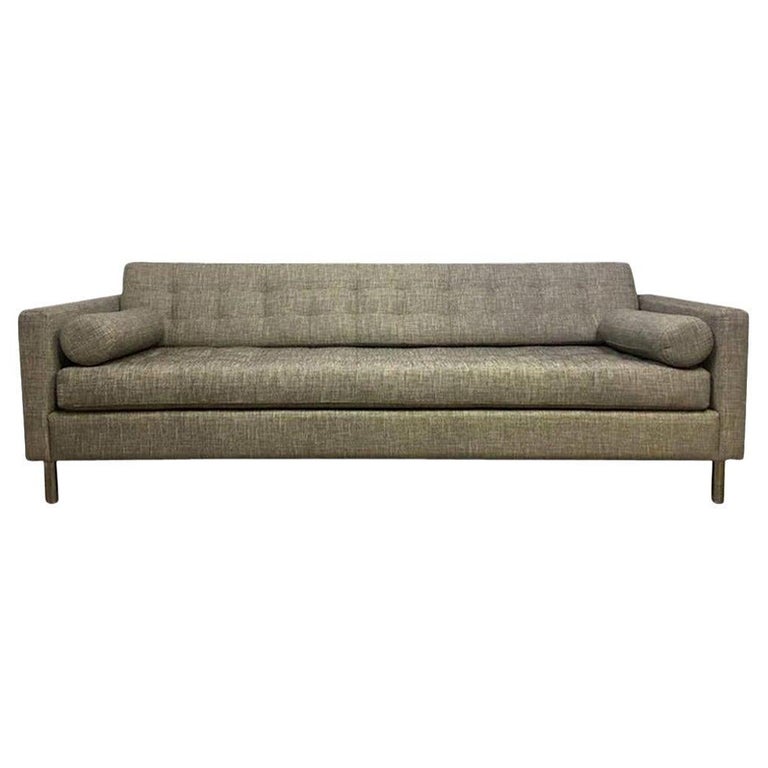 Melia Made to Order Customizable Modern Sofa For Sale