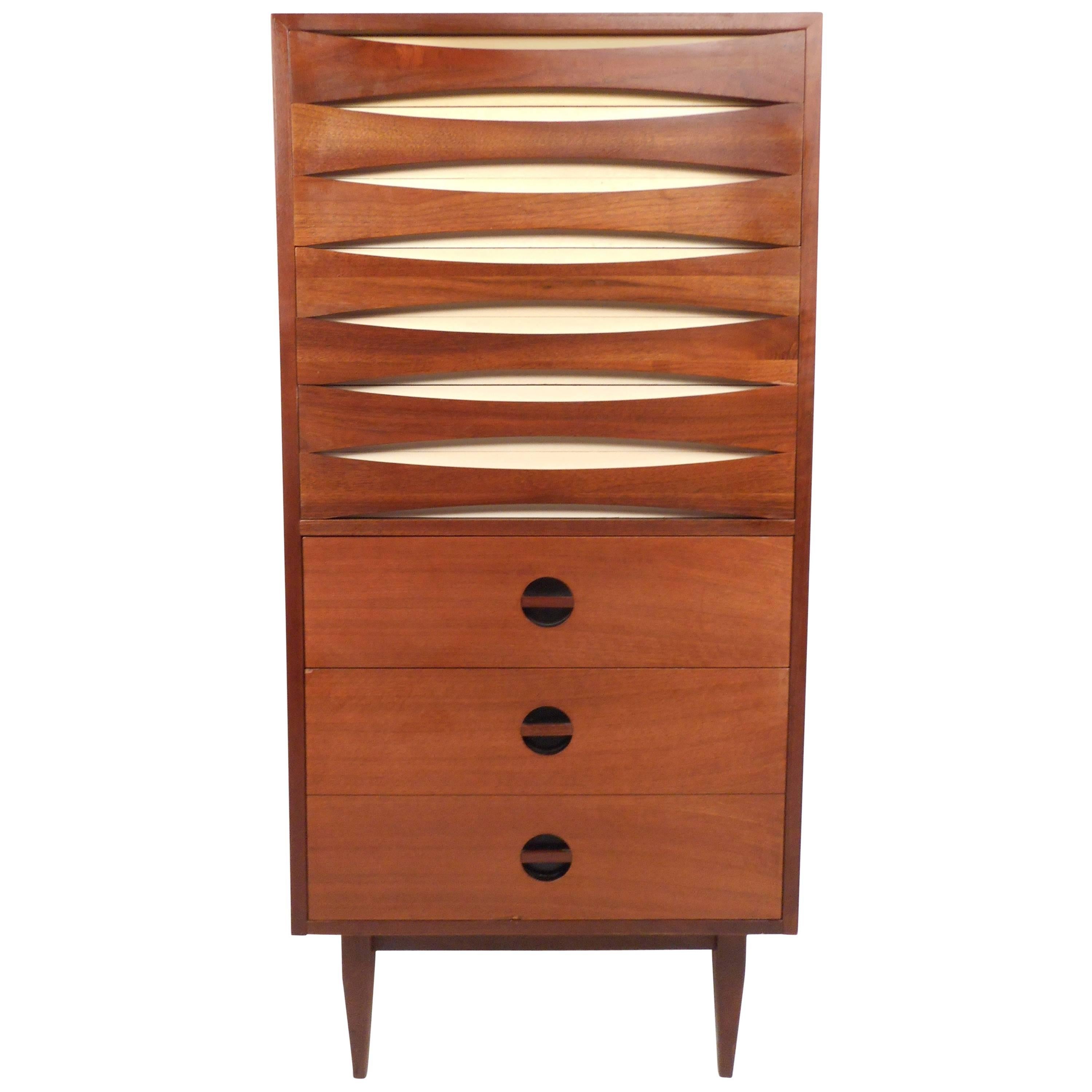 Mid-Century Modern Tall Linen Chest in the Style of Arne Vodder