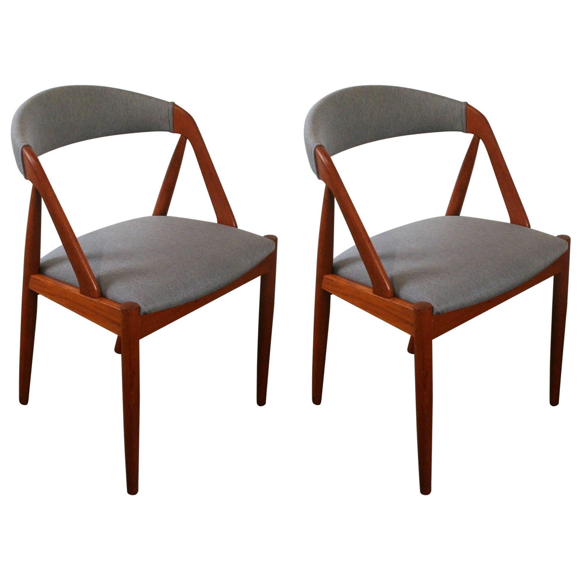 Pair of Vintage Teak Model 31 Dining Chairs by Kai Kristiansen For Sale